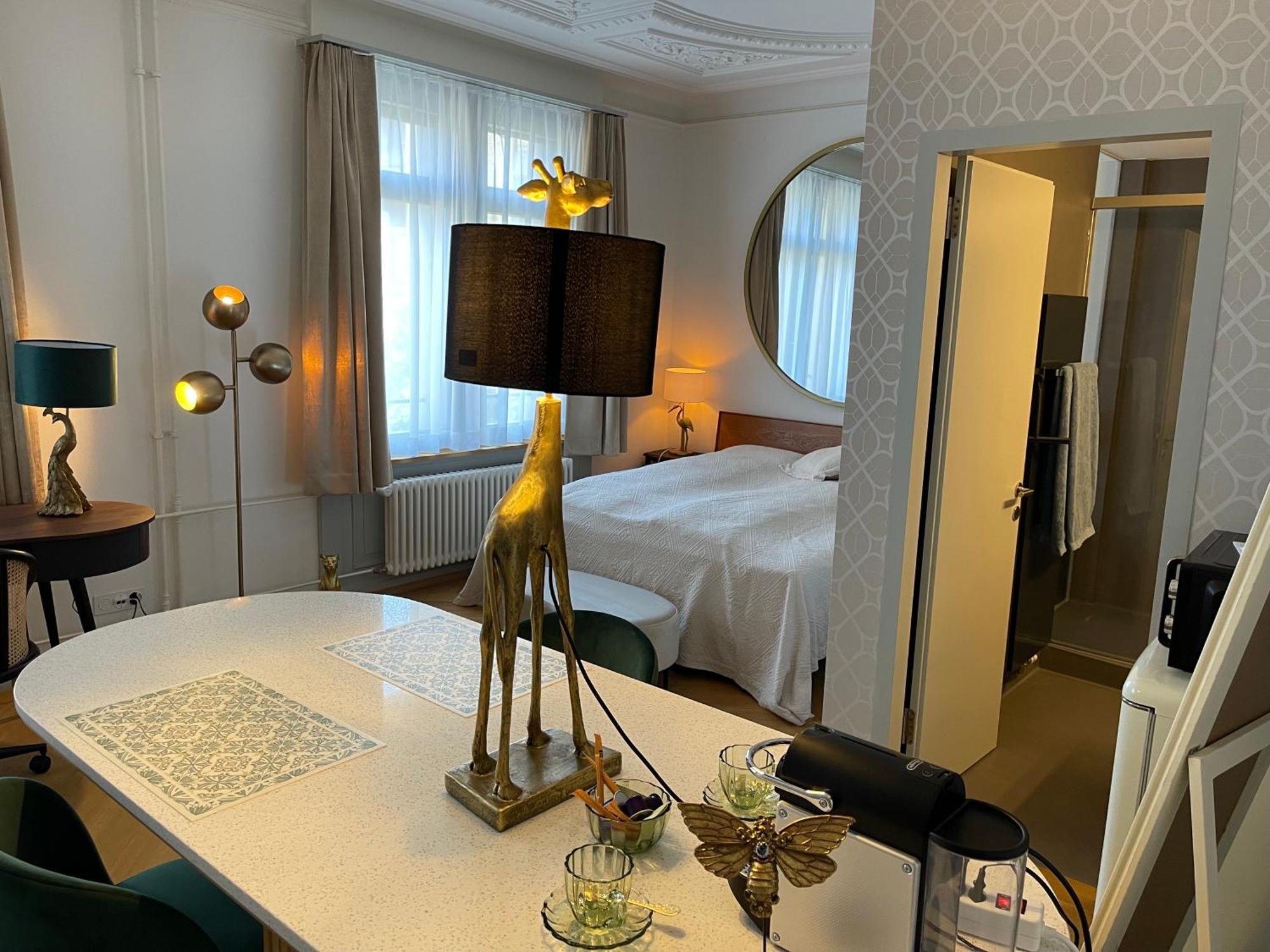 Exclusive One Room Apartment Next To Zuerich Main Station ภายนอก รูปภาพ